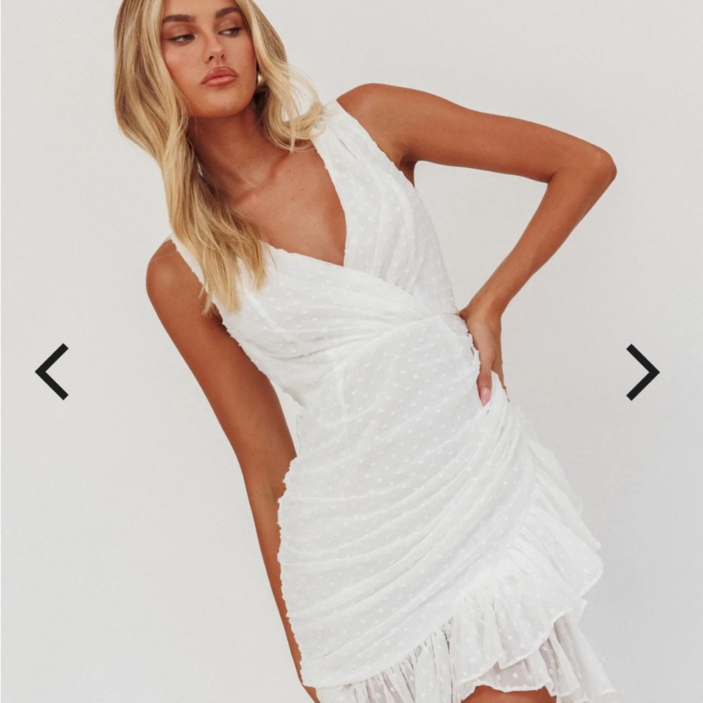 Selfie Leslie White Textured Mini Dress